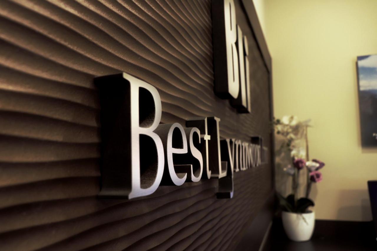 Best Lynnwood Inn מראה חיצוני תמונה